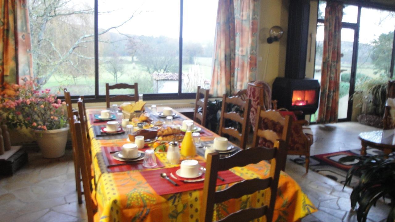 Bed and Breakfast Domaine De Poudos Auterive  Exterior foto
